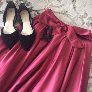 Garcia Scarlet High-Low, High-Waisted Skirt